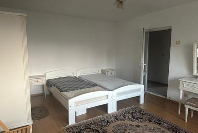 Lujerului- Dreptății - metrou -garsonieră 42 mp cu balcon închis, AC, mobilată - 5