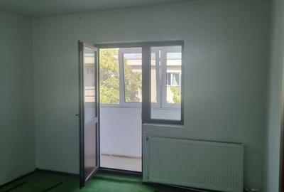 APARTAMENT CU 3 CAMERE DE VANZARE - 4