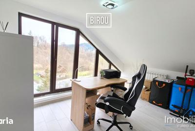 Casă cu 4 camere cu Teren 1711 Mp în Uric - 12