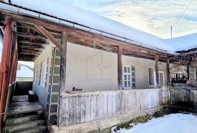 Casă cu 5 camere cu Teren 1200 Mp în Dragu - 13