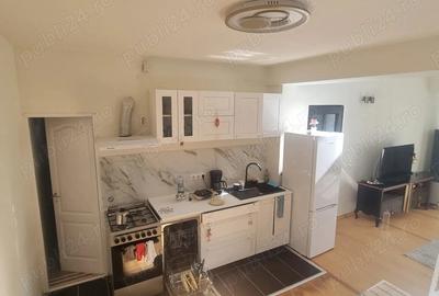 Casă cu 9 camere cu Teren 500 Mp în Șelimbăr - 1