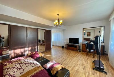 Casă cu 7 camere cu Garaj în Dămăroaia - 24
