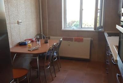 Apartament cu 3 camere decomandat în Tineretului - 4