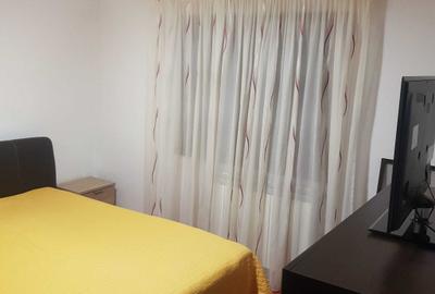 Apartament cu 2 camere decomandat în Central - 2