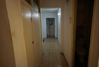 Apartament cu 3 camere decomandat în Nicolina - 8