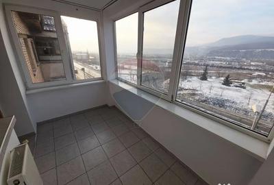 Apartament cu 2 camere decomandat în 1 Mai - 6