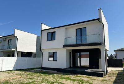 Casă individuală de vânzare în Berceni Ilfov, 5 camere, curte 450 mp - 3