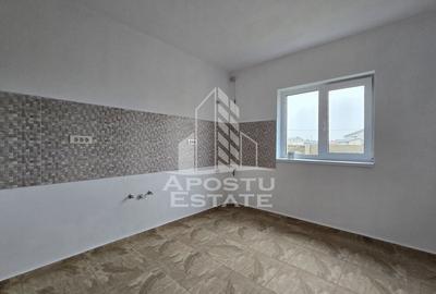 Duplex cu 4 camere în Bucovăț (Remetea Mare)