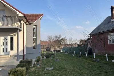 Casă cu 1 camere cu Teren 10 Mp în Cociu - 1