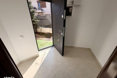 Casă cu 4 camere cu Canalizare în Central - 1
