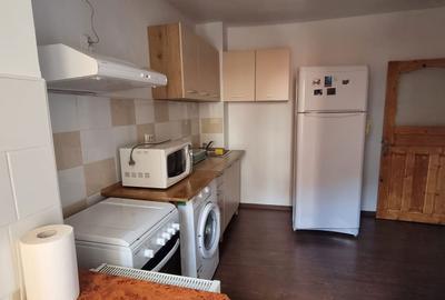 Apartament cu 3 camere decomandat în Micro 5 - 4