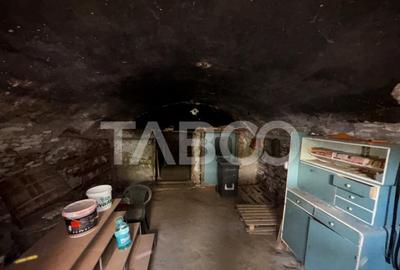 Casă cu 3 camere cu Teren 3300 Mp în Șeica Mare - 11