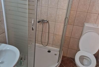 Casă cu 4 camere cu Teren 27 Mp în Central - 5