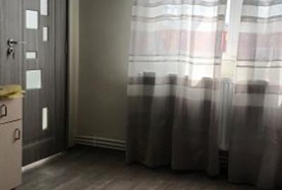 Vand apartament cu doua camere decomandat cu centrala proprie in Turnu Severin, zona Crihala - 3