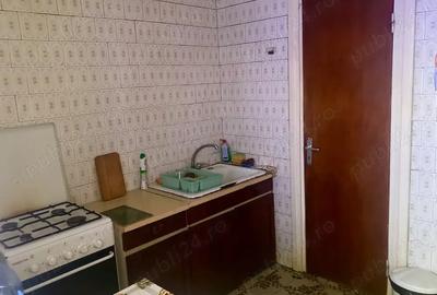 Vanzare apartament 3 camere decomandate zona Rahova-Sebastian - 4