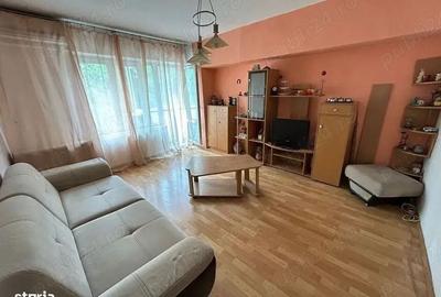 De vanzare Apartament 4 camere LUJERULUI