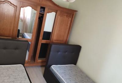 Apartament cu 3 camere semidecomandat în Fortuna