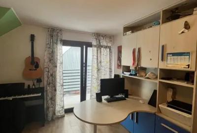 Casă cu 7 camere cu Teren 530 Mp în Central - 14