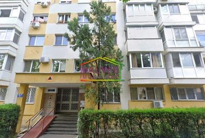 Vatra Luminoasa / langa Parcul Ciurea / et 3 decomandat/ - 2