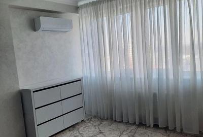 Apartament cu 2 camere decomandat în Obor