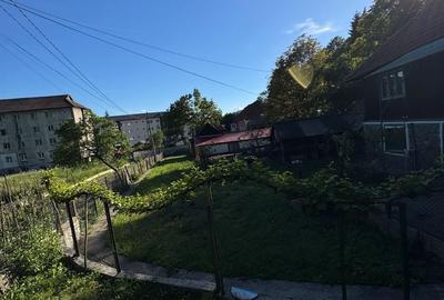 Casă cu 4 camere în Central - 2