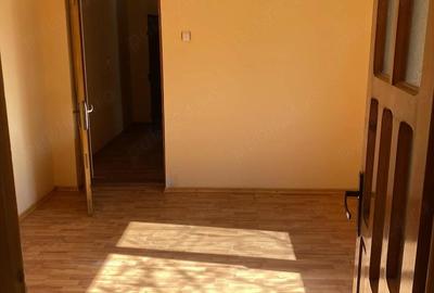 Casă cu Teren 1200 Mp în Buza - 3