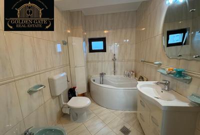 Domenii | 5 Camere | 3 Dormitoare | 3 Bai | 4 Balcoane | Boxa |Parcare - 16