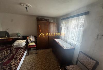 Casă cu 2 camere cu Teren 758 Mp în Central - 4