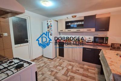 Casă individuală cu 3 camere cu Canalizare în Central - 8