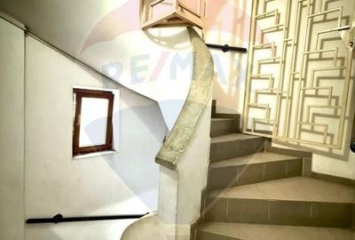Casa / Vila cu 5 camere de vanzare pe Bulevardul Ferdinand Constanta - 9