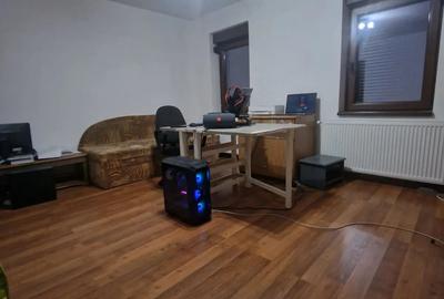 Casă cu 3 camere în Central - 8