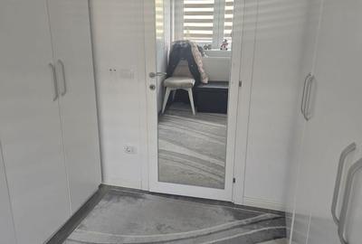 Apartament cu 3 camere decomandat în Micro 16 - 14