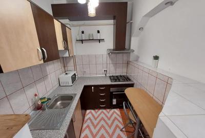 Apartament cu 2 Camere Decomandate Zona Zamca - 3