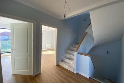 Duplex cu 5 camere cu Teren 325 Mp în Odăi - 9