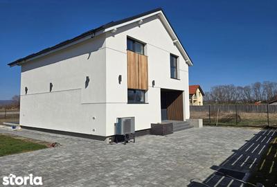 Casă cu 4 camere cu Teren 650 Mp în Bod - 1