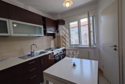 Apartament cu 3 camere semidecomandat, mobilat în Circumvalațiunii - 2