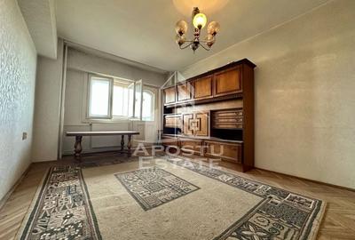 Apartament cu 3 camere, 2 bai, etaj 3, zona Sagului - 2