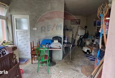 Casă cu 3 camere cu Teren 250 Mp în Central - 17