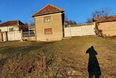 Casa de vanzare in Varciorog - 2