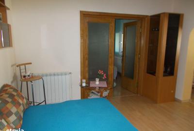 Casă cu 5 camere cu Teren 70 Mp în Central - 9