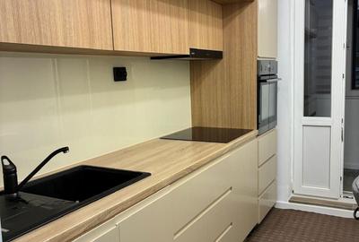 Apartament cu 3 camere decomandat în Central - 2