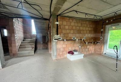 Casa spatioasa cu 4 camere, 150 mp, 10 ari teren, zona Arcal - 11