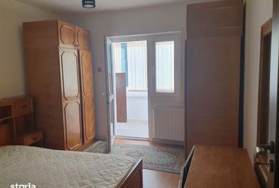 Apartament cu 2 camere decomandat în Valea Aurie - 1