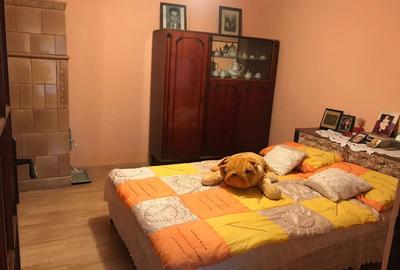 Casă cu 4 camere cu Teren 2500 Mp în Ilovăț - 5