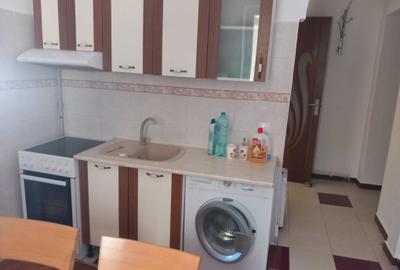 Casă cu 3 camere în Piața Cluj