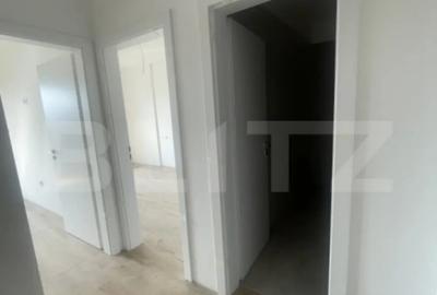 Apartament cu 3 camere decomandat în Independenței