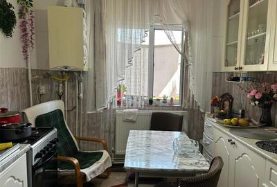 APARTAMENT DE VANZARE CU 2 CAMERE IN ONESTI - 5