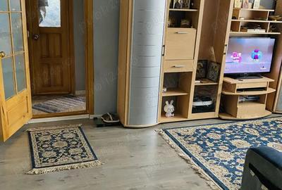 Se vinde aprtament cu 2 camere - 4