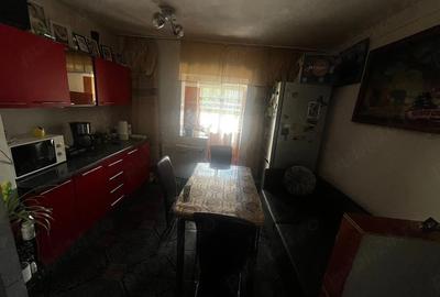 Apartament cu 2 camere decomandat în Soarelui - 2