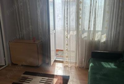 Apartament cu 2 camere semidecomandat, mobilat în Podu Roș - 4
